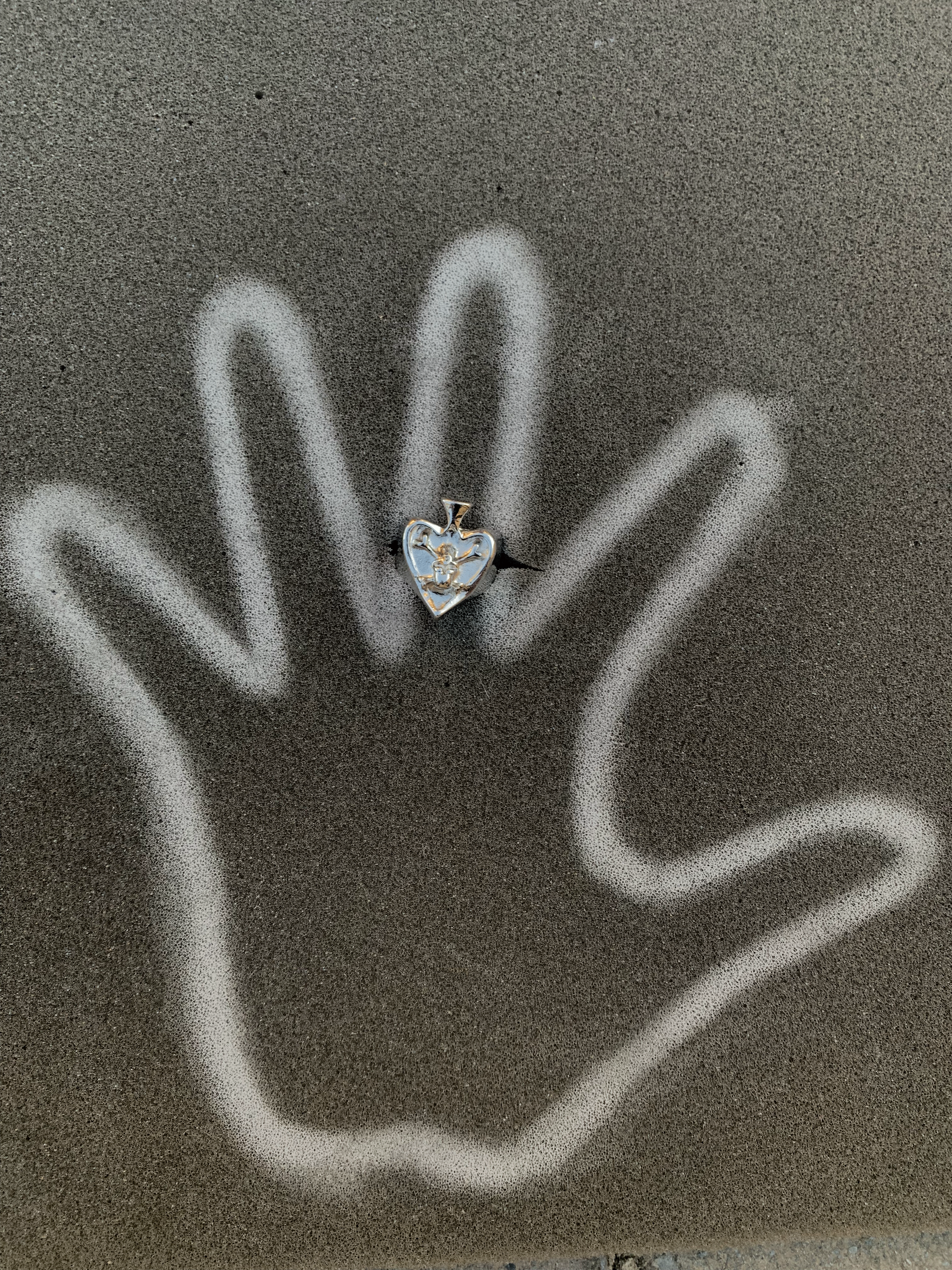 DEAD HAND